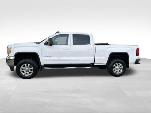 Used 2015 GMC Sierra 2500 SLE AWD/4WD image 2