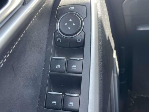 Certified 2022 Ford Explorer XLT w/ Equipment Group 202A image 28