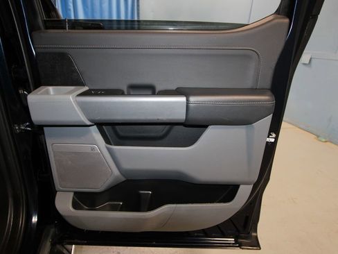 Used 2022 Ford F150 XLT w/ Equipment Group 302A High image 30