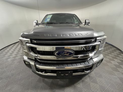 Used 2021 Ford F350 XLT w/ XLT Premium Package AWD/4WD image 7