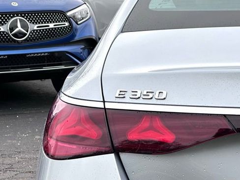 New 2026 Mercedes-Benz E 350 4MATIC Sedan image 10