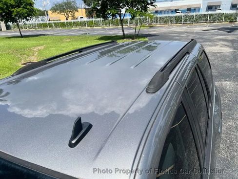 Used 2007 GMC Envoy SLE image 21