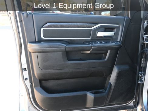 Used 2024 RAM 2500 Big Horn image 9