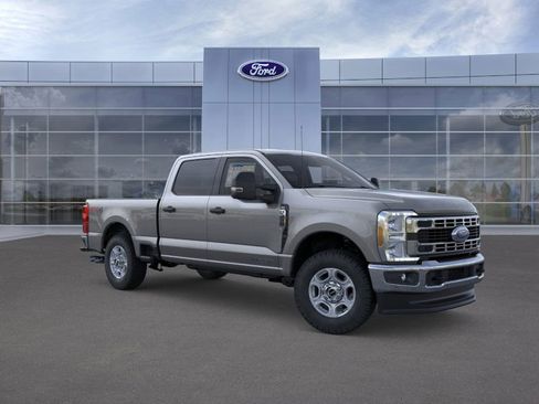 New 2026 Ford F250 XLT w/ FX4 Off-Road Package AWD/4WD image 7