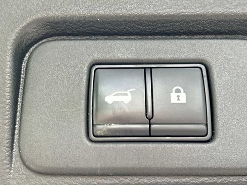 Used 2023 Nissan Rogue Platinum w/ Platinum Premium Package AWD/4WD image 14