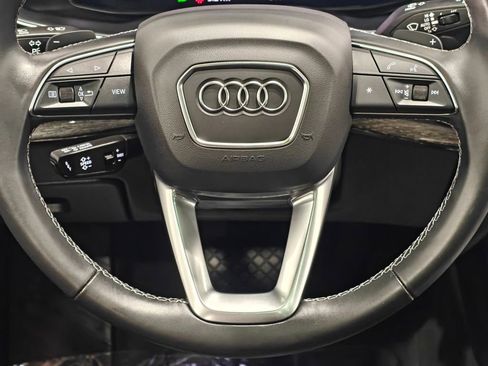 Used 2025 Audi Q7 2.0T Premium Plus w/ Premium Plus Package AWD/4WD image 6