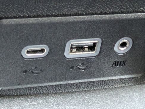 Used 2024 Chevrolet Malibu LT image 22