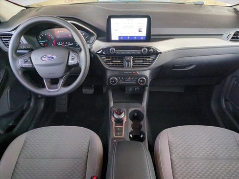 Used 2020 Ford Escape SE image 15