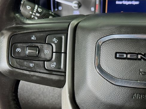 Used 2021 GMC Sierra 3500 Denali w/ Denali Ultimate Package image 13