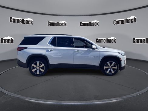 Used 2023 Chevrolet Traverse LT w/ LT Premium Package FWD image 8