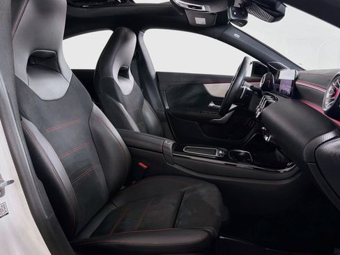 Certified 2024 Mercedes-Benz CLA 250 4MATIC image 7