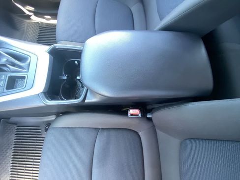 Certified 2025 Toyota RAV4 LE AWD/4WD image 20