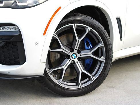 Used 2019 BMW X5 xDrive40i w/ M Sport Package image 11