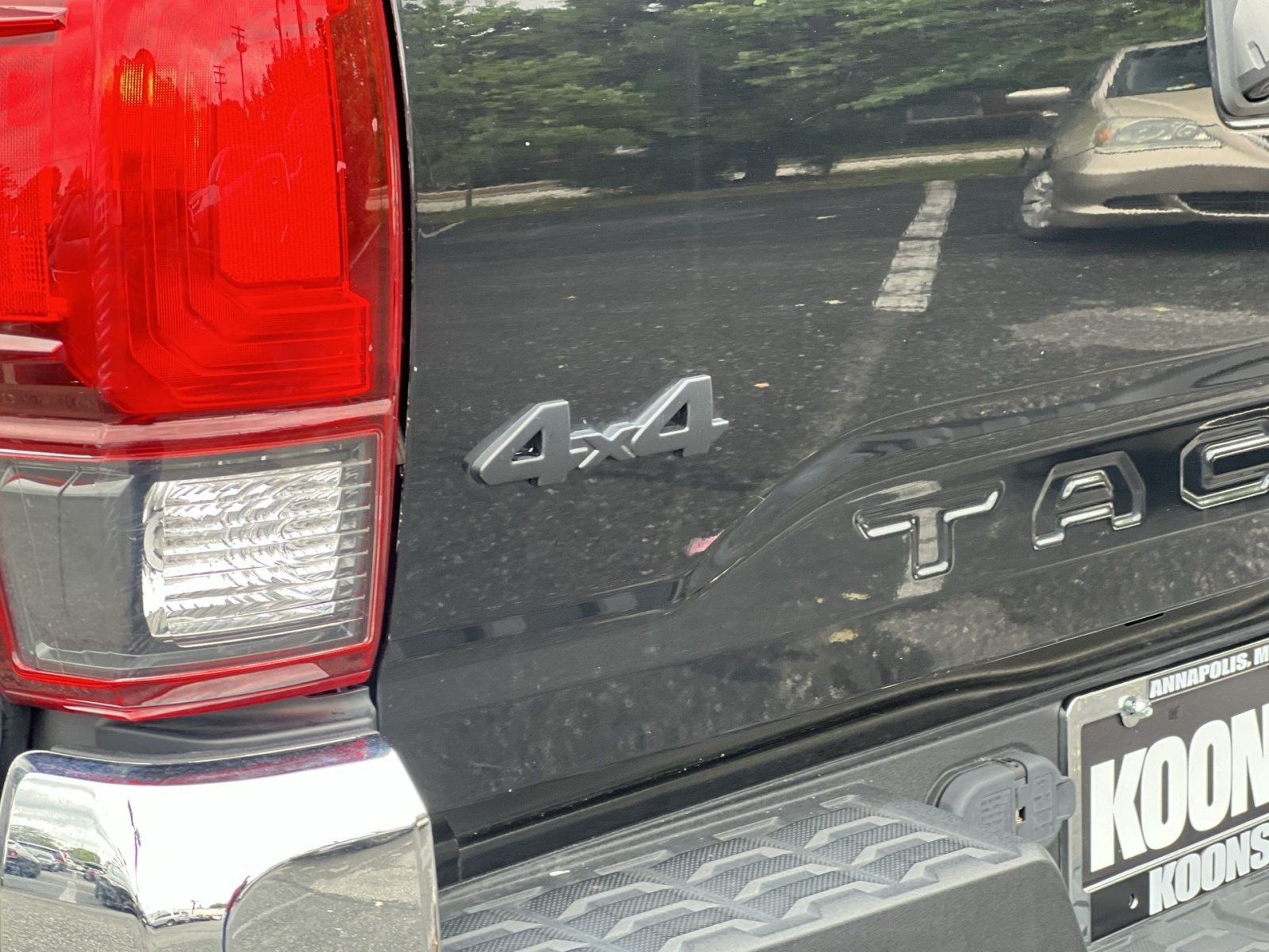Used 2019 Toyota Tacoma SR5 AWD/4WD image 31