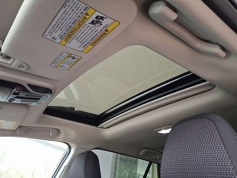 Certified 2025 Subaru Outback Premium image 18