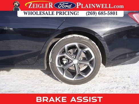 Used 2022 Chevrolet Malibu LT image 6