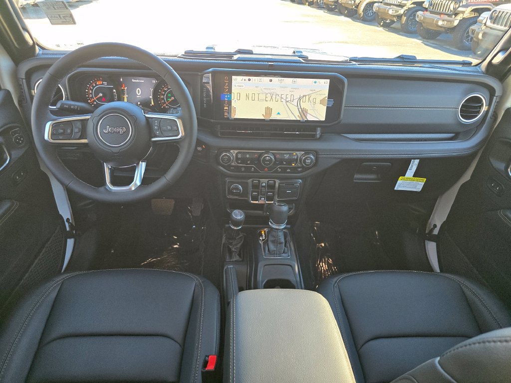 New 2026 Jeep Wrangler Unlimited Sahara AWD/4WD image 6