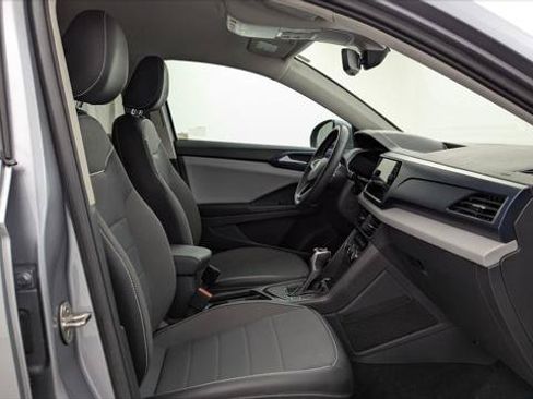 Used 2023 Volkswagen Taos SE FWD image 21