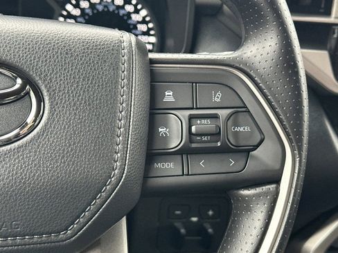 New 2025 Toyota Tundra SR5 w/ SR5 Convenience Package image 28