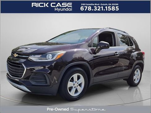 Used 2020 Chevrolet Trax LT w/ LT Convenience Package FWD image 1