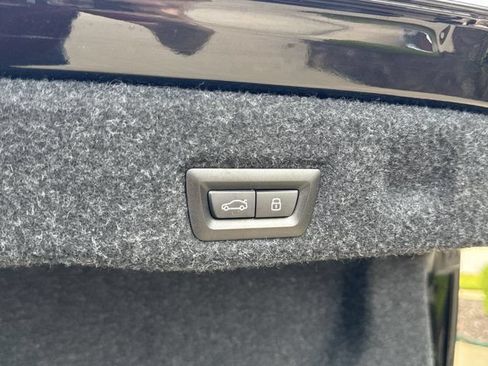 Used 2026 BMW 530i xDrive AWD/4WD image 25