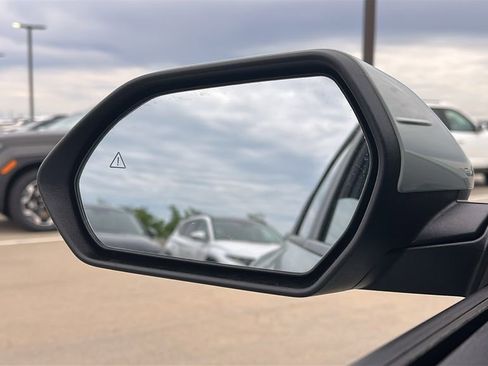 Used 2025 Kia K4 LXS image 18