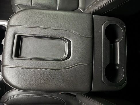 Used 2019 GMC Sierra 1500 SLT w/ SLT Premium Package image 32