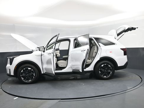 New 2026 Kia Sorento S image 20