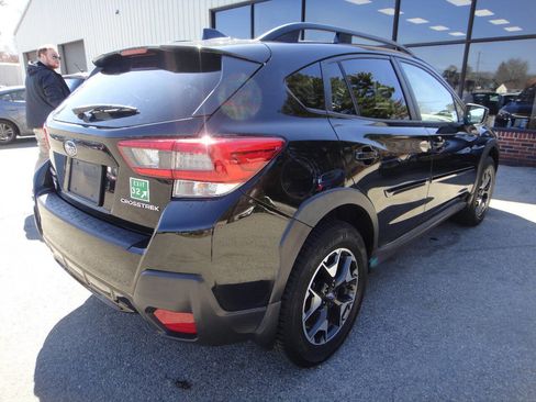Used 2020 Subaru Crosstrek 2.0i Premium image 6