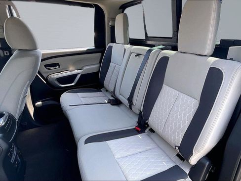 Certified 2024 Nissan Titan SV w/ SV Convenience Package RWD image 28