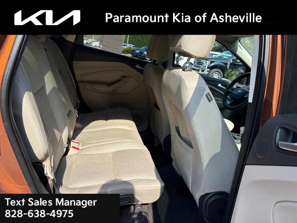 Used 2017 Ford Escape SE w/ Equipment Group 201A AWD/4WD image 20