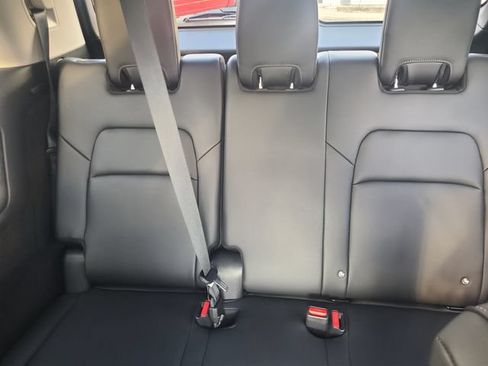 Used 2025 Nissan Pathfinder Platinum AWD/4WD image 20