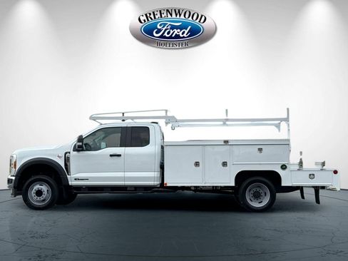 New 2025 Ford F550 2WD SuperCab Super Duty image 7
