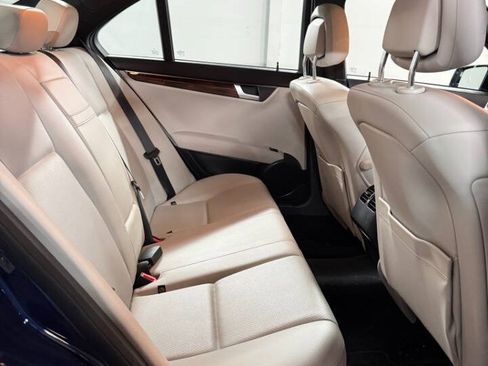 Used 2012 Mercedes-Benz C 250 Sedan image 19