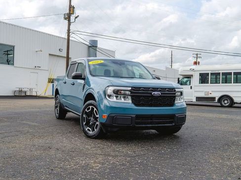 Used 2023 Ford Maverick XL image 1