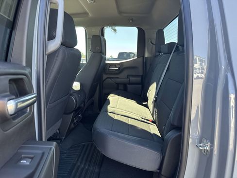 Used 2025 Chevrolet Silverado 1500 Custom image 30