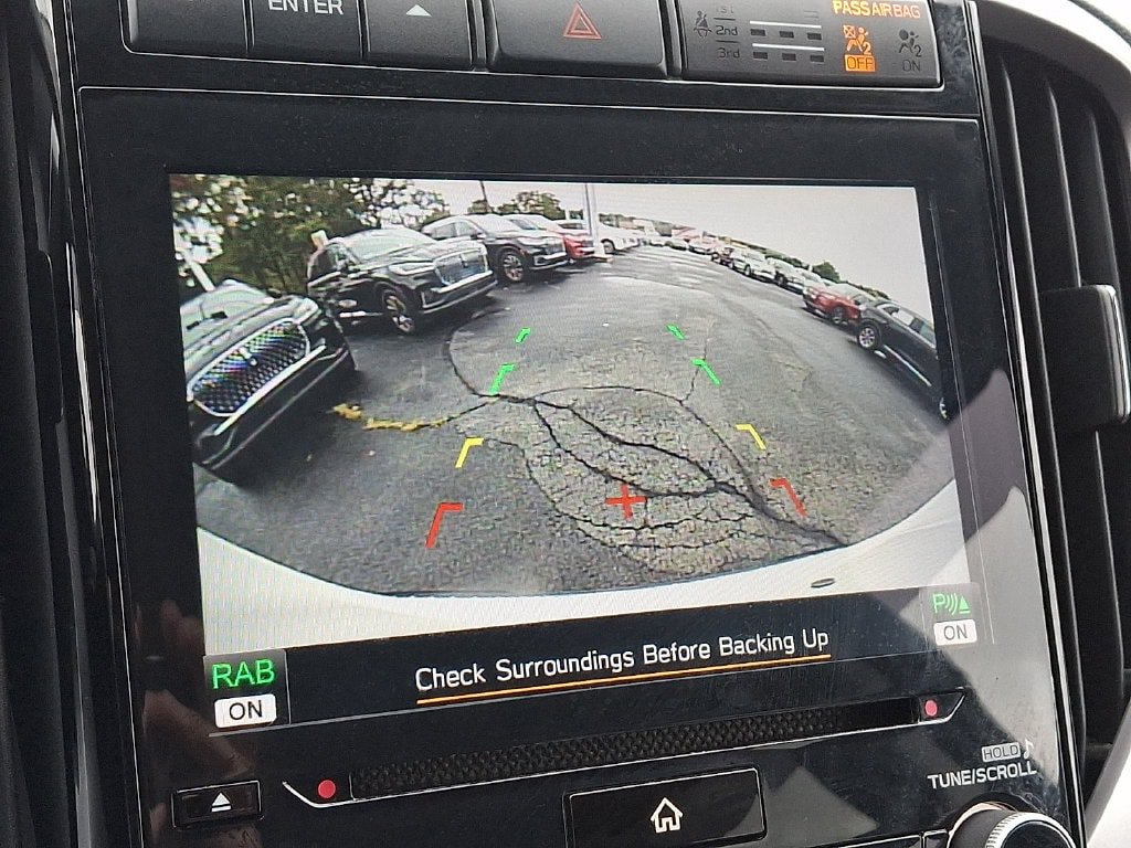 Used 2022 Subaru Ascent Limited w/ Technology Package AWD/4WD image 21