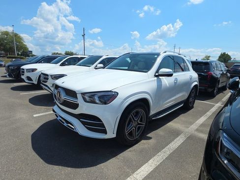Certified 2023 Mercedes-Benz GLE 450 4MATIC image 3