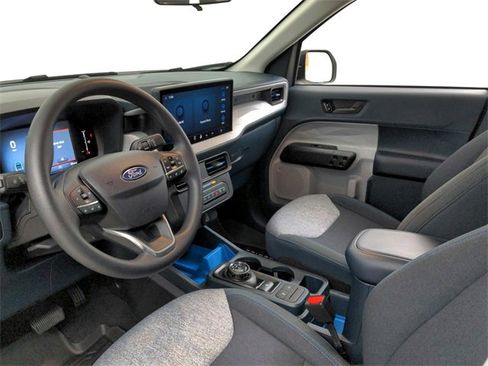Used 2025 Ford Maverick XLT w/ Equipment Group 302A image 25