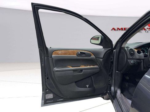 Used 2011 Buick Enclave CX image 20