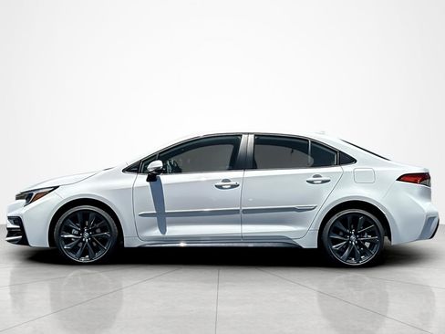 New 2026 Toyota Corolla SE FWD image 2