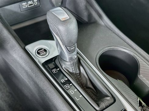Used 2025 Nissan Altima 2.5 SV FWD image 24