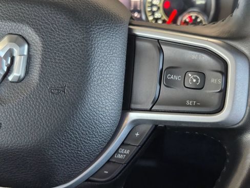 Used 2023 RAM 1500 Big Horn AWD/4WD image 10