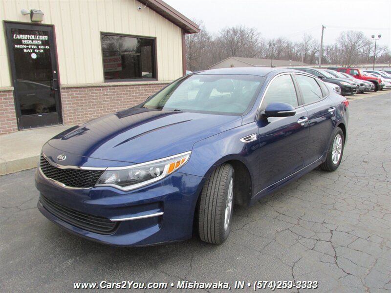Used 2018 Kia Optima LX FWD image 3