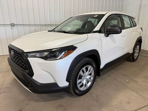 Certified 2023 Toyota Corolla Cross L AWD/4WD image 6