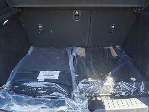 New 2025 MAZDA CX-30 AWD 2.5 S w/ Preferred Package image 31