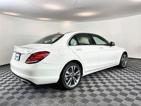 Used 2019 Mercedes-Benz C 300 4MATIC Sedan image 6