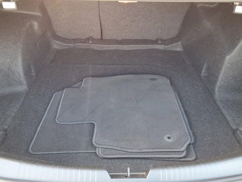 Used 2025 Chevrolet Malibu LT image 30