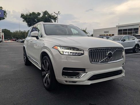 Used 2024 Volvo XC90 B6 Ultimate w/ Protection Package Premier AWD/4WD image 8