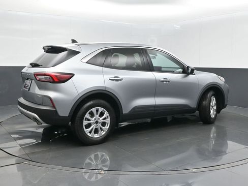 Used 2023 Ford Escape Active w/ Tech Pack #1 image 7